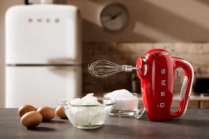 همزن دستی اسمگ رنگ کرم مدل Smeg HMF01CRUK ایتالیایی (اصل) 