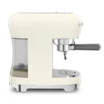 اسپرسو ساز کلاسیک اسمگ رنگ کرم مدل Smeg ECF02CRUK ایتالیایی (اصل)